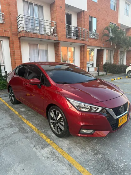 Nissan Versa 1.6 Exclusive