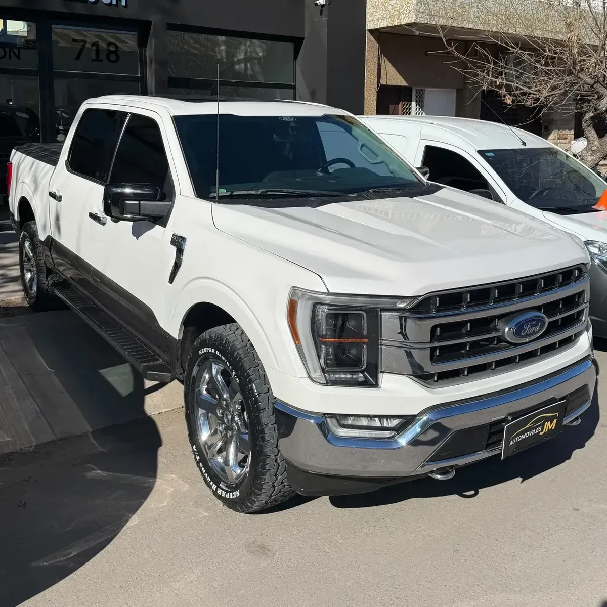 Ford F-150 5.0l V8 Lariat Luxury