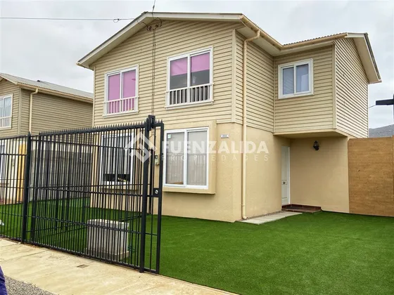 Casa En Arriendo De 3 Dorm. En Coquimbo