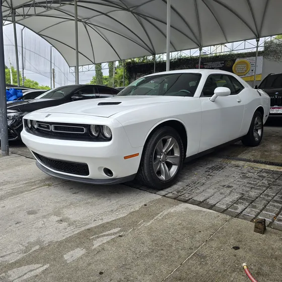 Dodge Challenger 3.6 Black Line V6 At