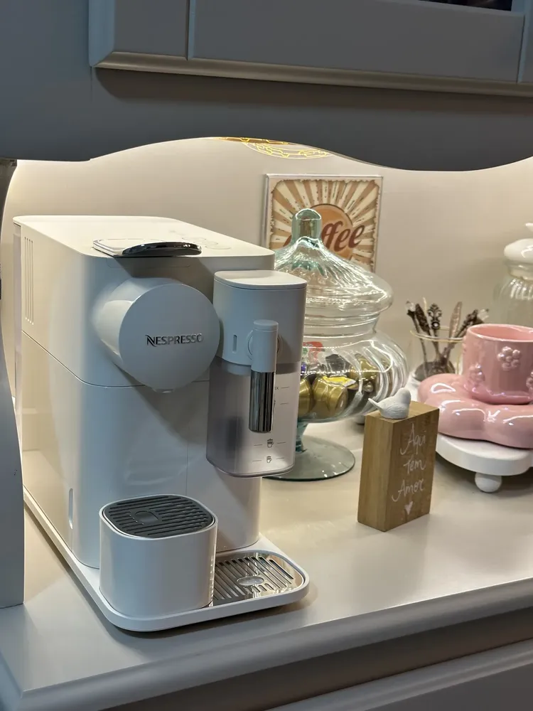 Cafeteira Nespresso New Lattissima One Branca Café Espresso