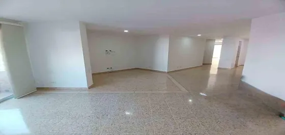  Apartamento En Arriendo Ubicado En Medellín Sector Laureles  (26754).