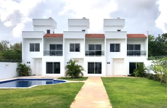 En Venta Tres Casas En Alamos Ii