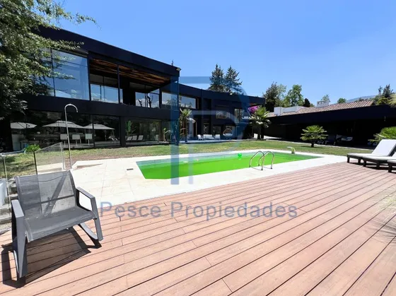 Excelente Casa En El Huinganal  Gimnasio - Cancha De Tenis