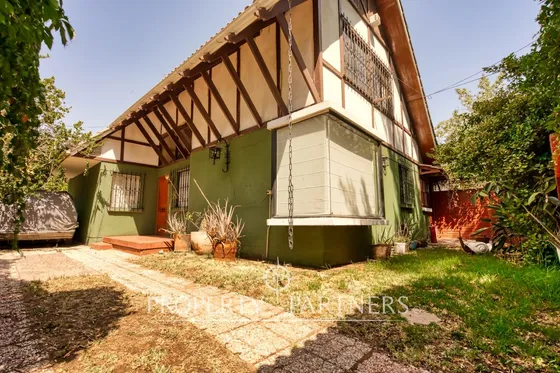 Venta De Hermosa Propiedad Con Excelente Conectivi...