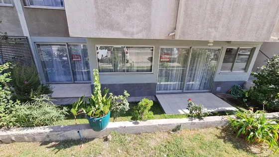 Primer Piso Con Jardín 2dormitorios $370mil, Ciencias