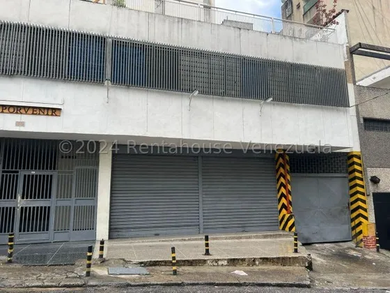Hermoso Local Comercial En La Parroquia La Candelaria, En Alquiler. Ch.