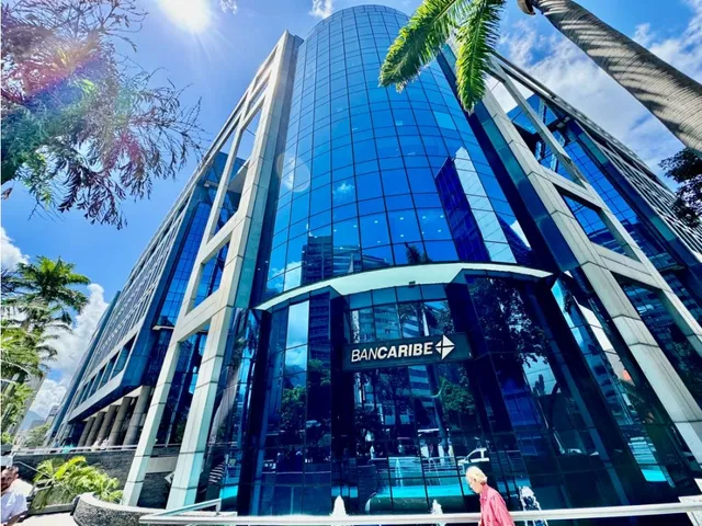 Se Vende/alquila Local Comercial 76m2 Centro Lido El Rosal