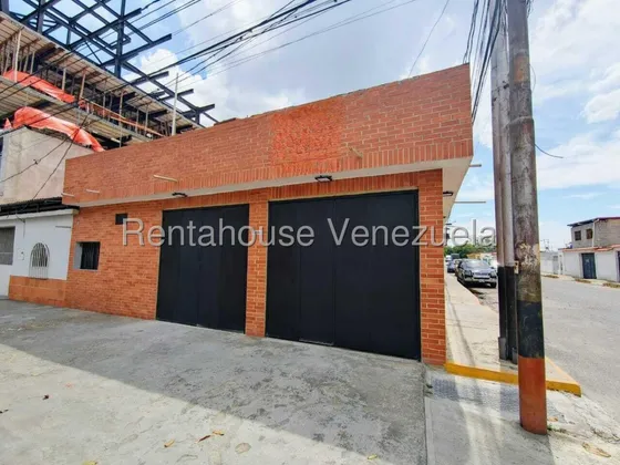 Julian Galindez Alquila Local Comercial En La Avenida Rotaria Barquisimeto #25-20357