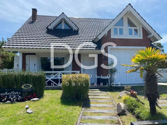 Casa 4 Ambientes En Venta En Valeria Del Mar