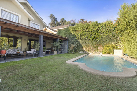 Casa En Venta En Condominio De 4 Dorm. Y Piscina En La Reina Casa En Venta En Condominio De 4 Dorm. Y Piscina En La Reina