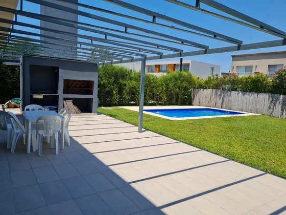 Casa En Venta Lote Interno Barrio Los Lagos Nordelta