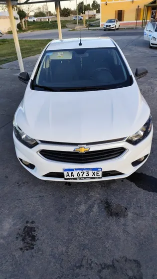 Chevrolet Onix 1.4 Lt 98cv