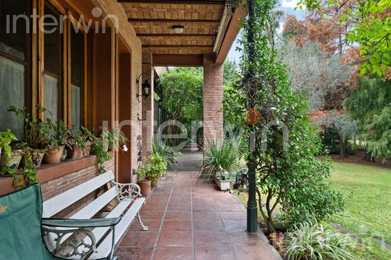 Casa - 7 Ambientes - Con Jardin, Pileta Y Cochera - Club De Campo Hacoaj - Tigre -  Venta