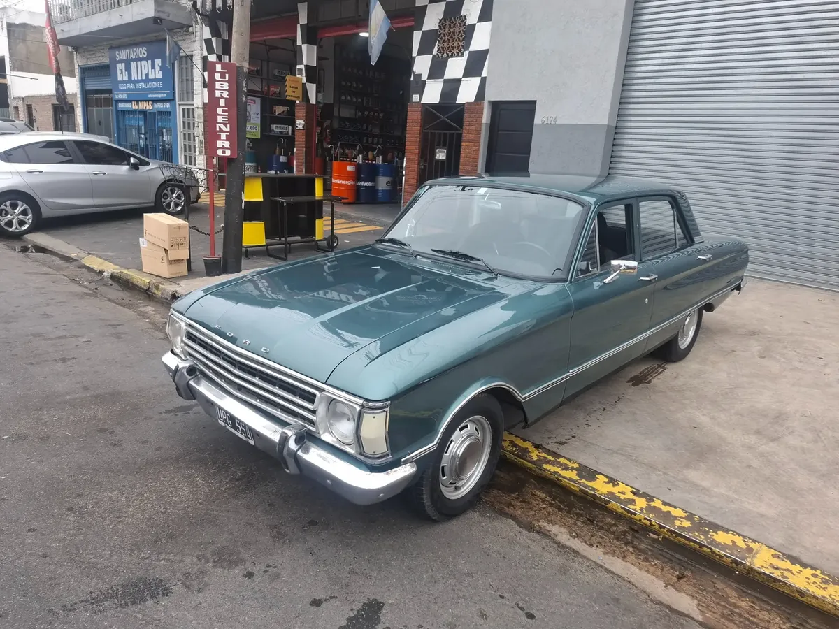 Ford Falcon 188