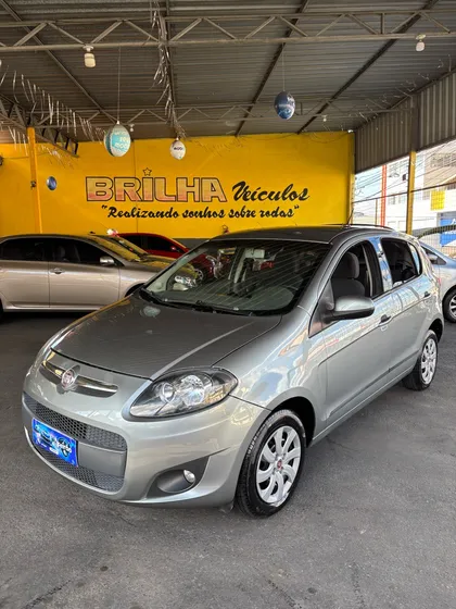 Fiat Palio Attractive 1.0 8v (flex)
