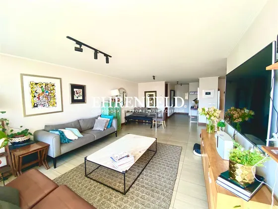 Departamento En Venta De 3 Dorm. En Las Condes