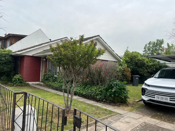 Se Vende Casa En Las Tranqueras, Las Condes (101162)