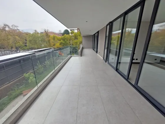 3 Dorm. 2 Baños + Visitas En Vitacura