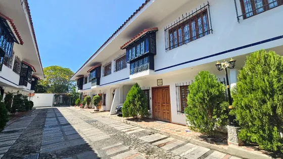 Townhouse En Venta Urbanización Barrio Sucre