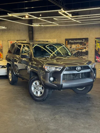 Toyota 4runner Sr5