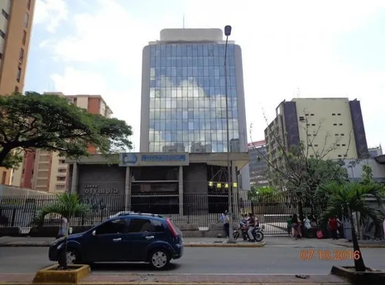 Oficina En Venta En La Urbina