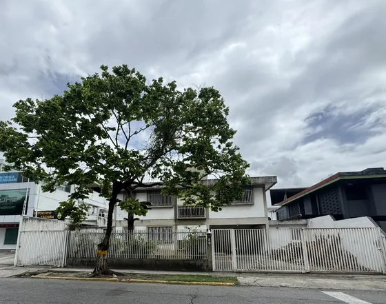 Casa Comercial En Avenida Principal