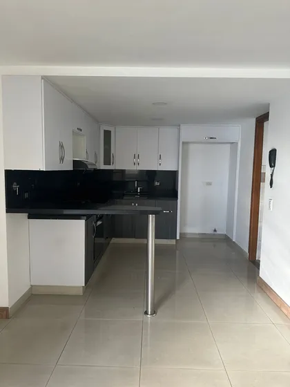 Apartamento En Venta En Carriqui Sabaneta. Cod V12957