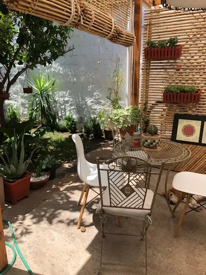 Casa Remodelada Sgto. Menadier Con Jardín.