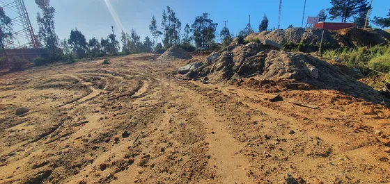 Veridika Arrienda Terreno De 8000m2 En Camino La Pólvora.