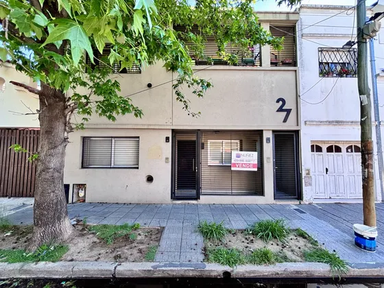 Venta -- Departamento Dos Ambientes En Quilmes