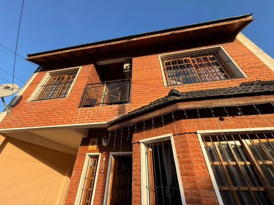 Casa Con Pileta, Casa Con Jardin Y Pileta En Ezeiza