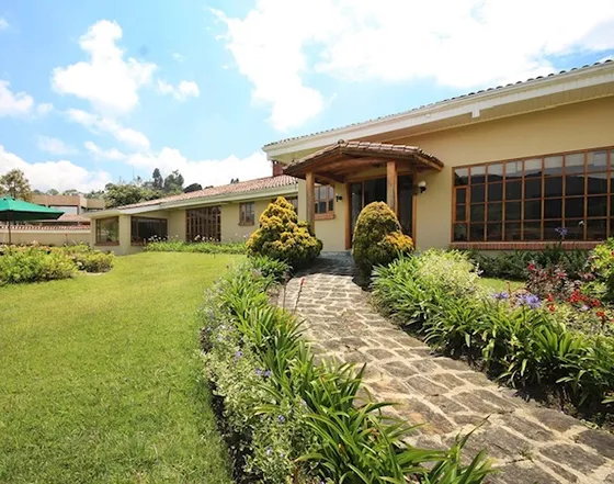 Descubre Una Exclusiva Finca En La Vereda El Hato, La Calera (17983).