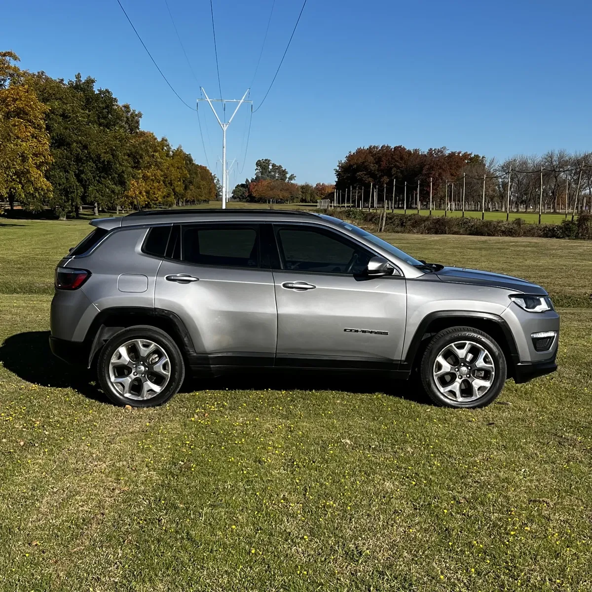 Jeep Compass 2.4 Longitude Plus 4X4529461964597504004