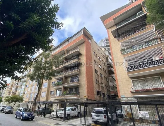 Práctico Apartamento En Venta Bello Campo  Nb 5.7441