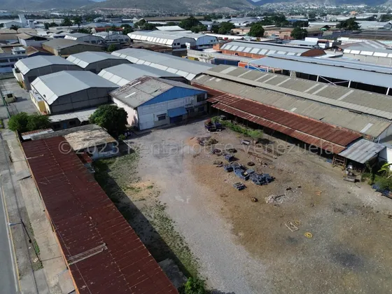 !!! Galpon En Venta Cuenta Con 3750 Mts2 Zona Industrial 1 Barquisimeto Tu Asesora Mehilyn Perez !!!