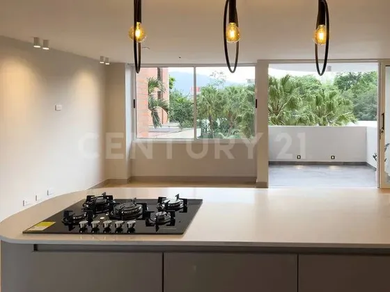 Arriendo Apartamento En El Poblado, Milla De Oro, Medellín