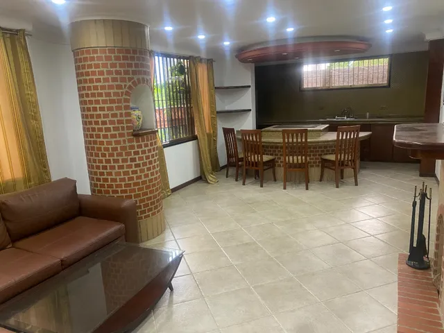 Anexo Remodelado En Colina De Los Ruices C7p