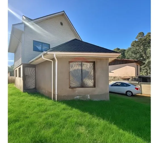Se Vende Amplia Casa En El Quisco