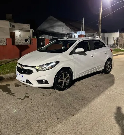 Chevrolet Onix 1.4 Ltz At 98cv