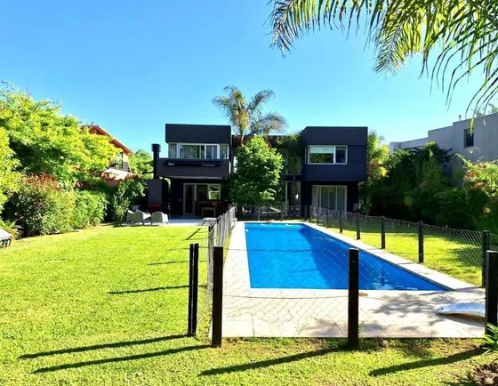 Casa Chalet  En Alq. Temporario En Santa Maria De Tigre, Rincón De Milberg, Tigre