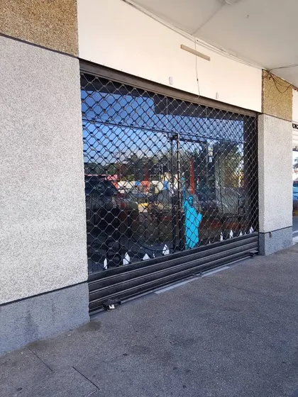 Alquilo Local En Mañogo Valencia Pb Crisks
