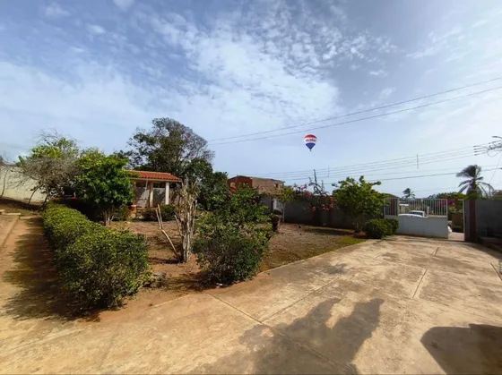 Re/max 2 Mil Vende Townhouse-3 En Conjunto Residencial La Guacharaca, Con Zona Residencial