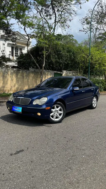 Mercedes-benz C-320 Sedan