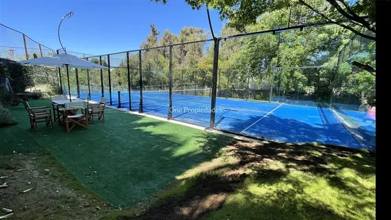Casa Venta 5d5b Con Piscina Y Cancha Paddle Cercana Colegios