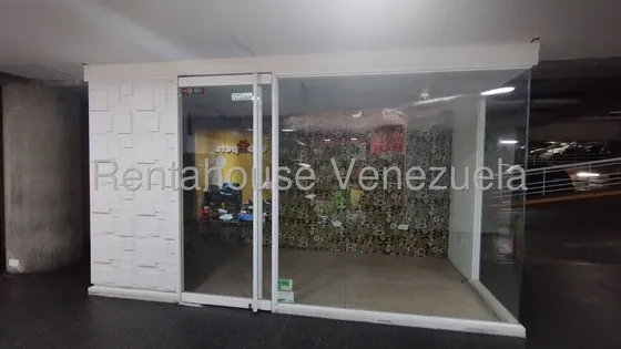 Cur Local En Alquiler En Colinas De Valle Arriba  25-15855 Yg