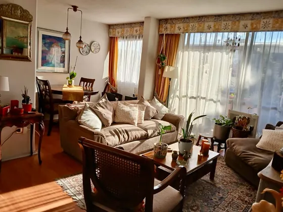 Departamento En Condominio , Cercano Metro Simón Bolivar