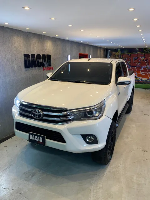 Toyota Hilux Revo