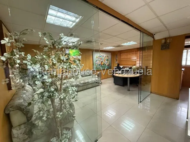 Oficina Y Local A Pie De Calle En Venta En Santa Eduvigis