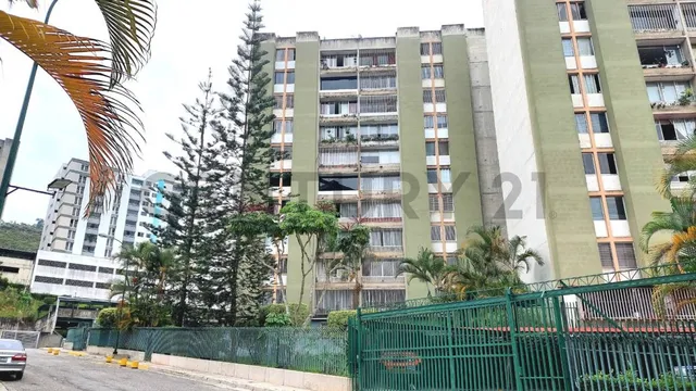 Apartamento En Venta Res Pirineos Urb Las Minas San Antonio